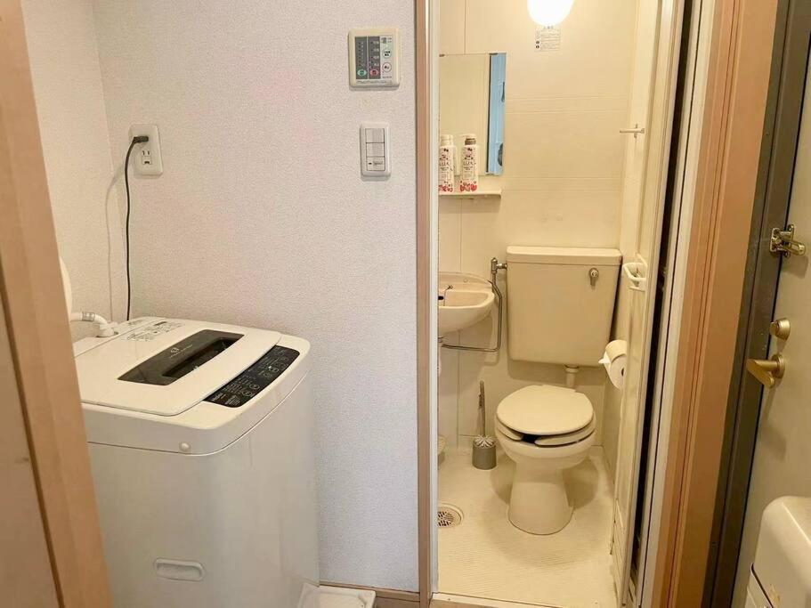 Apartment Comma House Takadanobaba 202 Tokyo